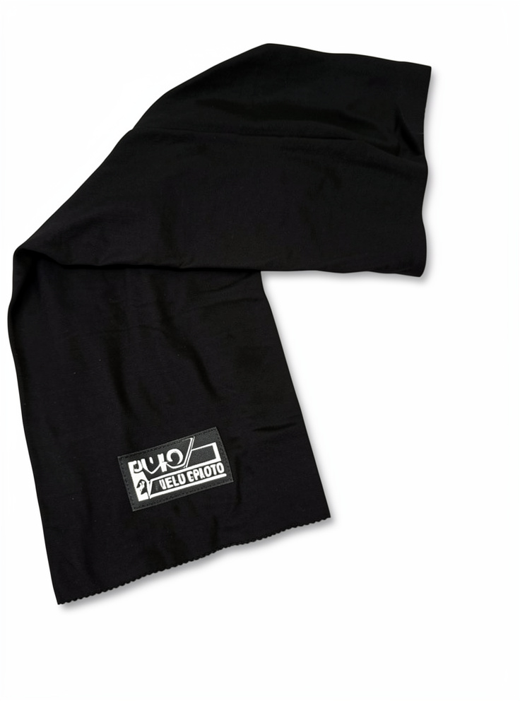 Cuello Largo Negro